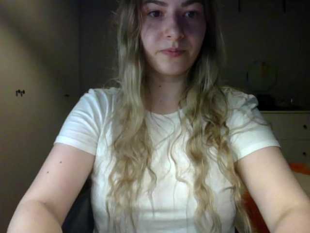 RosieJune webcam