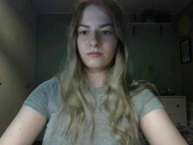 RosieJune webcam