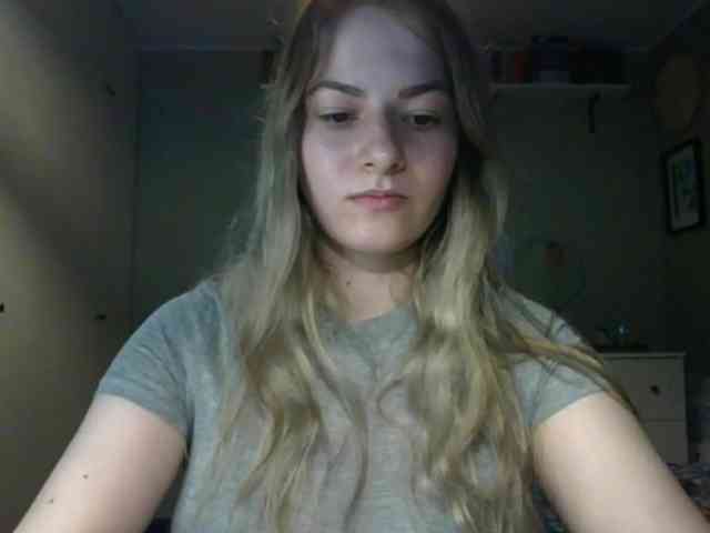 RosieJune webcam