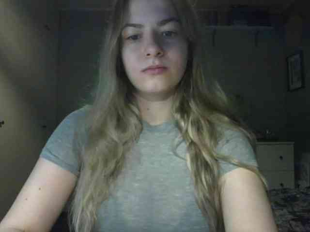 RosieJune webcam