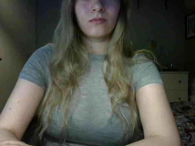 RosieJune webcam