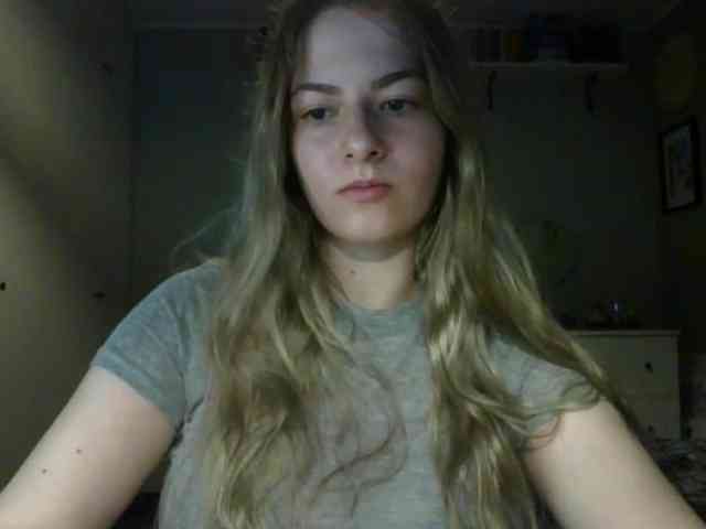 RosieJune webcam