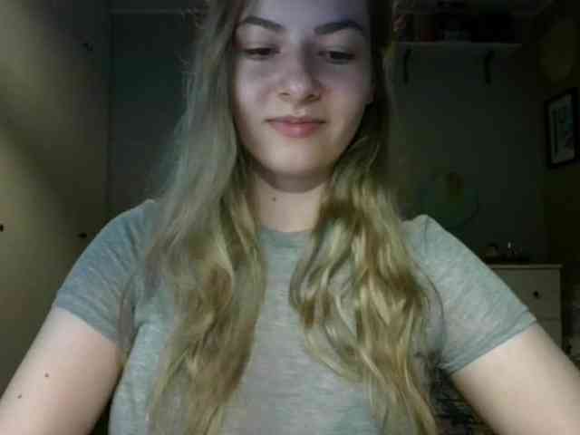 RosieJune webcam