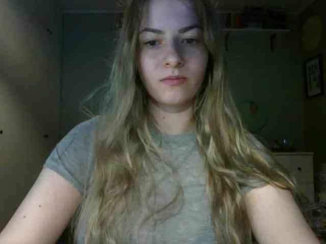 RosieJune webcam