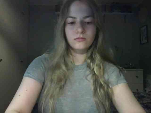 RosieJune webcam