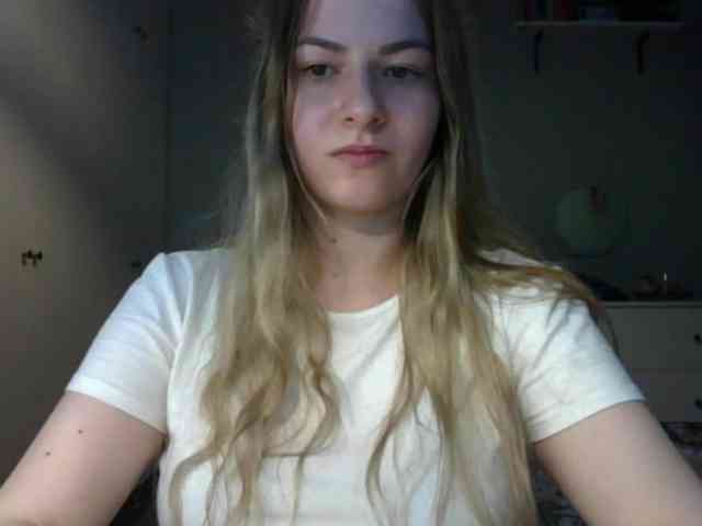 RosieJune webcam