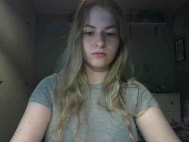 RosieJune webcam