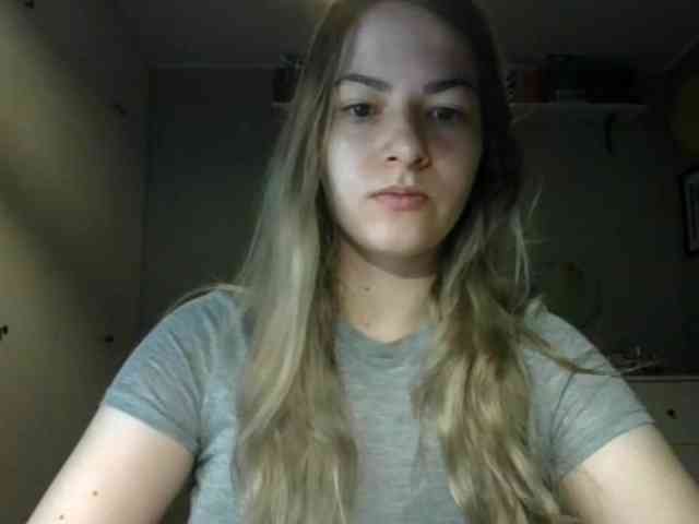 RosieJune webcam