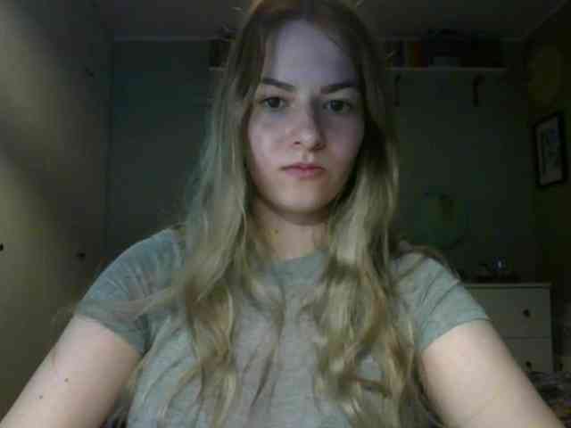 RosieJune webcam