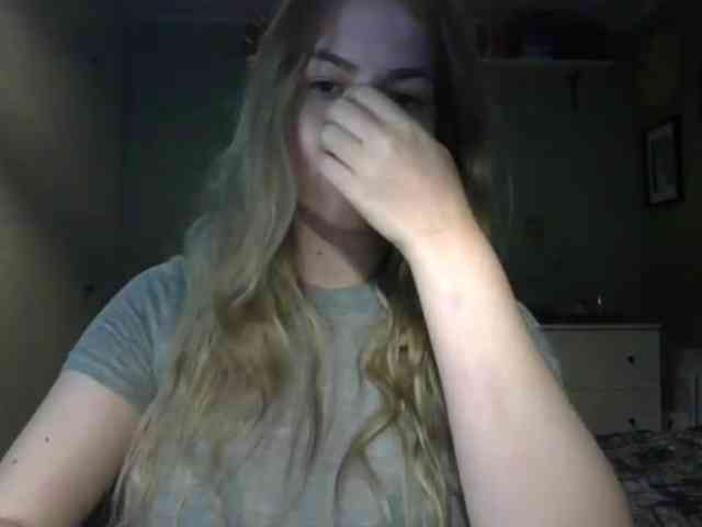 RosieJune webcam