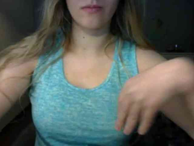 RosieJune webcam