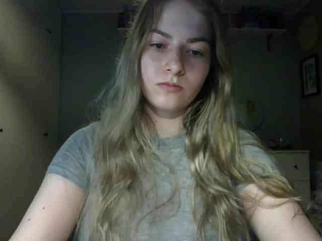 RosieJune webcam