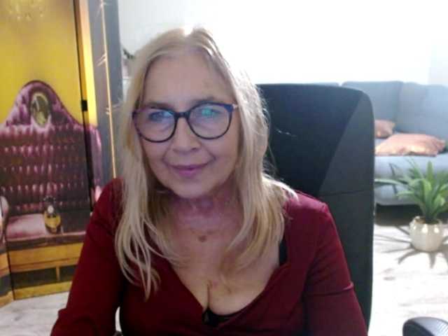  BlondeSofia chat room