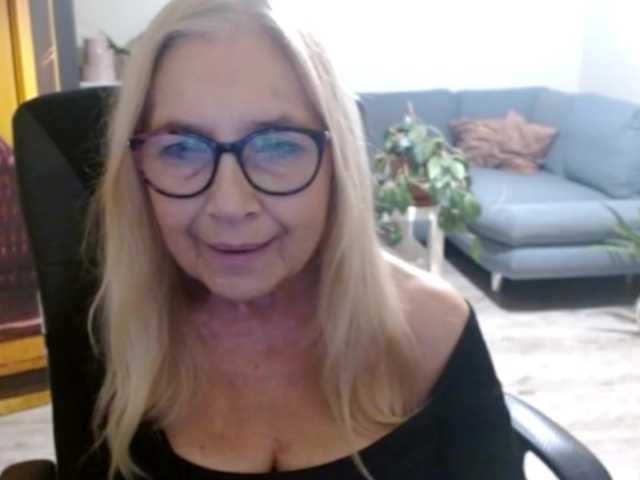  BlondeSofia chat room