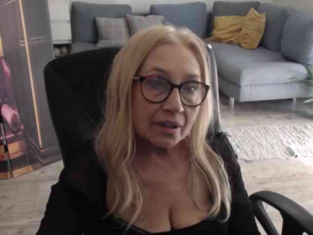 BlondeSofia Live Webcam on BongaCams