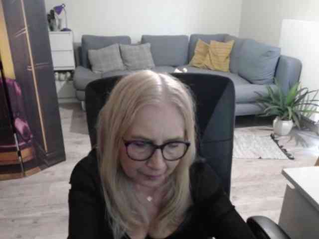 BlondeSofia Live Webcam on BongaCams