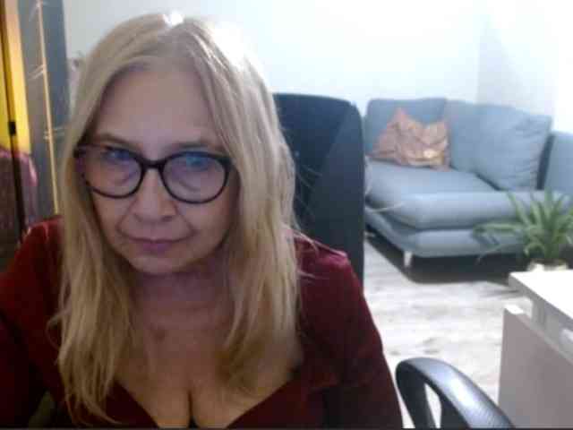 BlondeSofia Live Webcam on BongaCams