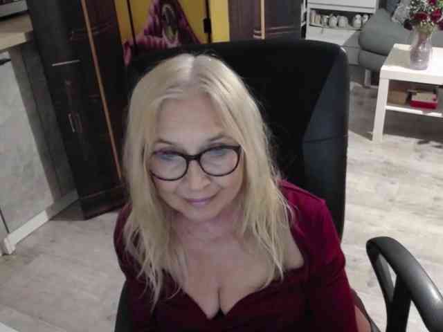 BlondeSofia Live Webcam on BongaCams