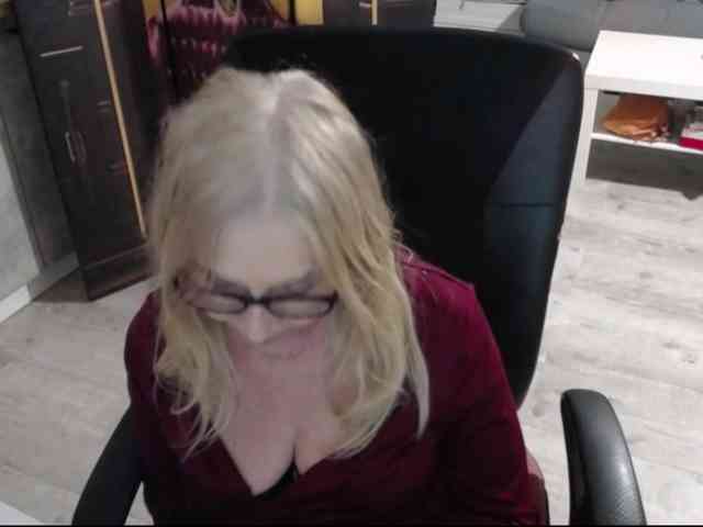 BlondeSofia Live Webcam on BongaCams