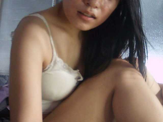 SaNaa2's BongaCams show and profile