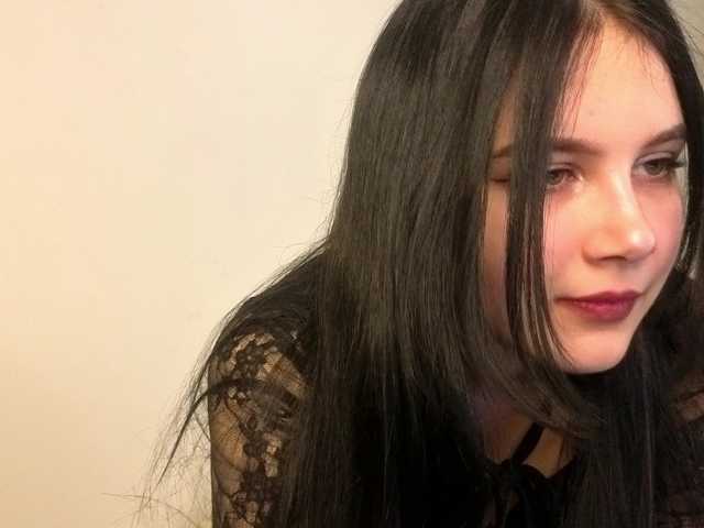 EnricaElis's BongaCams show and profile