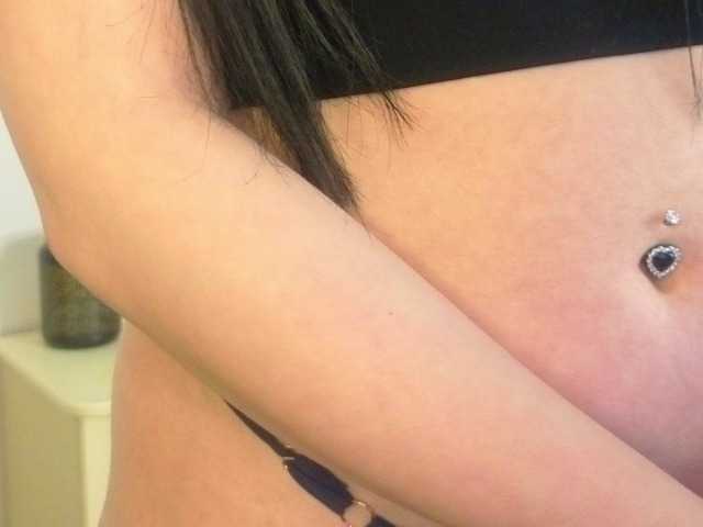 EnricaElis's BongaCams show and profile