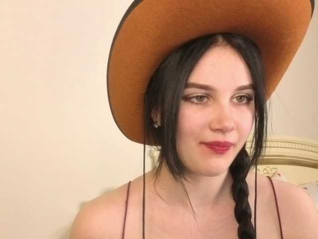 EnricaElis's BongaCams show and profile