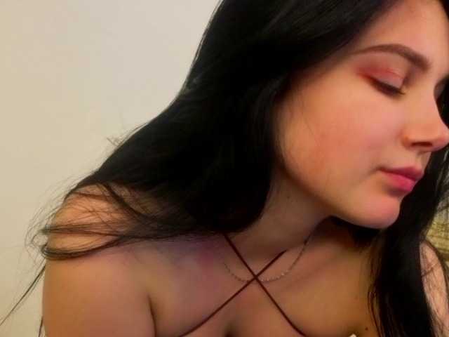 EnricaElis Live Cam on BongaCams