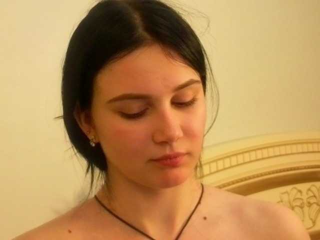 EnricaElis's BongaCams show and profile