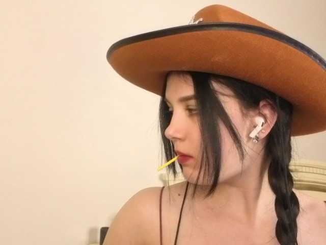 EnricaElis's BongaCams show and profile