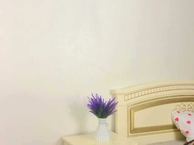 EnricaElis's BongaCams show and profile