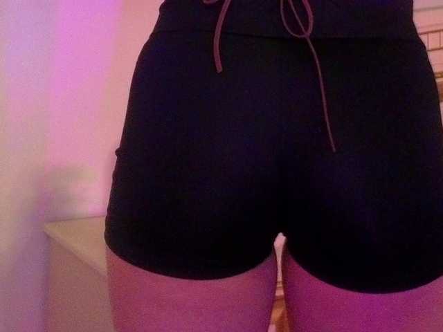 EnricaElis's BongaCams show and profile