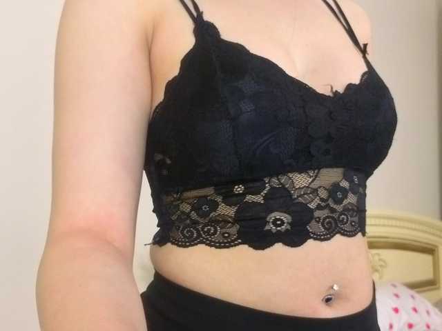 EnricaElis's BongaCams show and profile