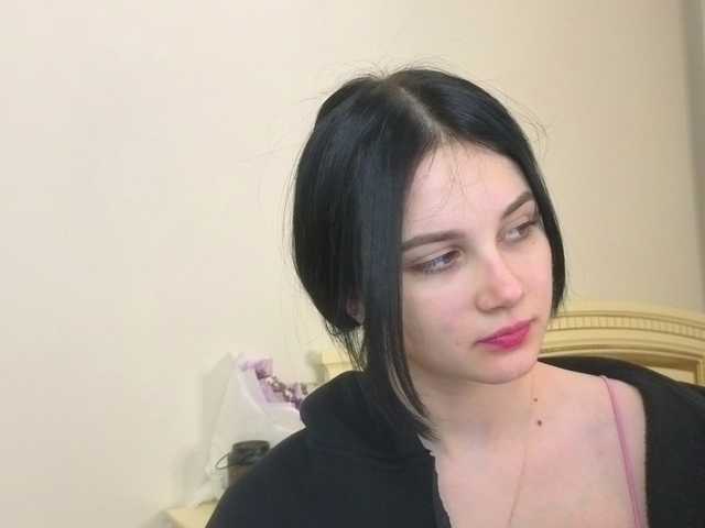 EnricaElis's BongaCams show and profile