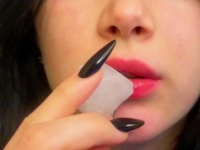 EnricaElis's BongaCams show and profile