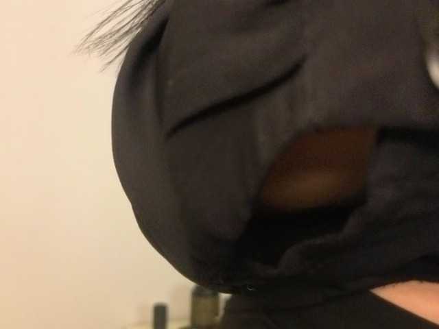 EnricaElis's BongaCams show and profile