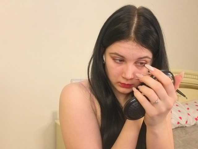 EnricaElis from BongaCams