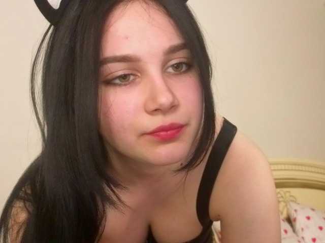 EnricaElis's BongaCams show and profile