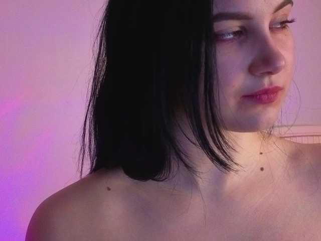 EnricaElis's BongaCams show and profile