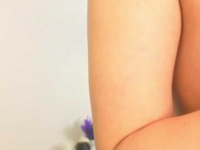 EnricaElis's BongaCams show and profile