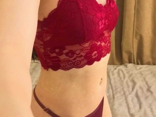 EnricaElis's BongaCams show and profile