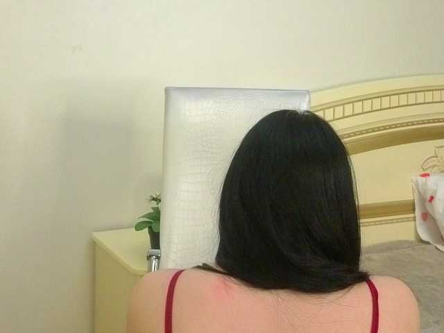 EnricaElis's BongaCams show and profile