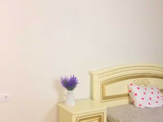 EnricaElis's BongaCams show and profile