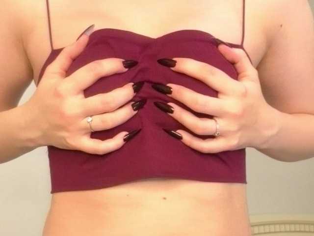 EnricaElis's BongaCams show and profile