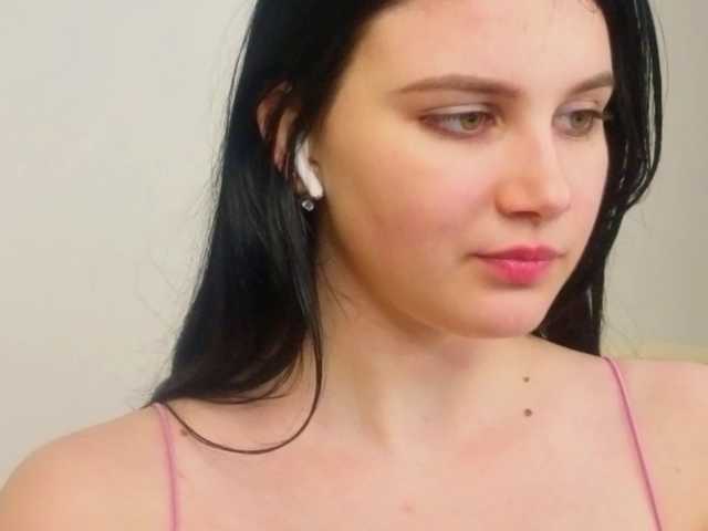 EnricaElis's BongaCams show and profile