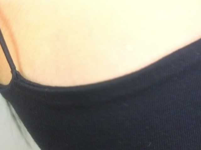 EnricaElis's BongaCams show and profile