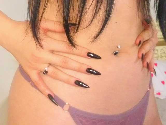 EnricaElis's BongaCams show and profile