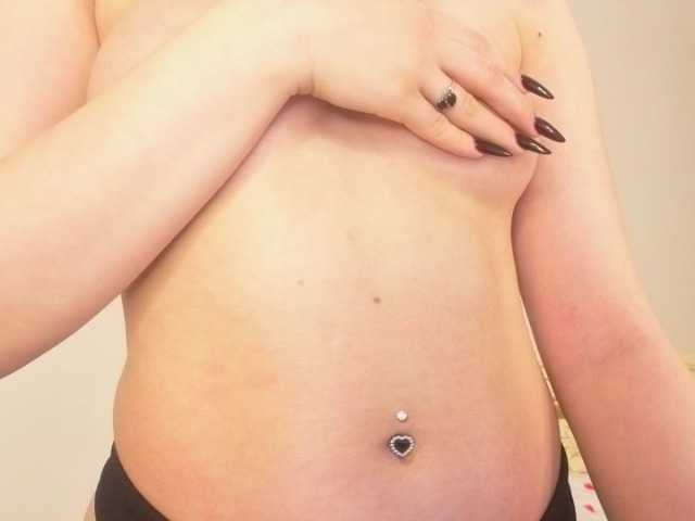 EnricaElis's BongaCams show and profile