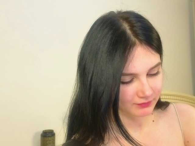 EnricaElis's BongaCams show and profile