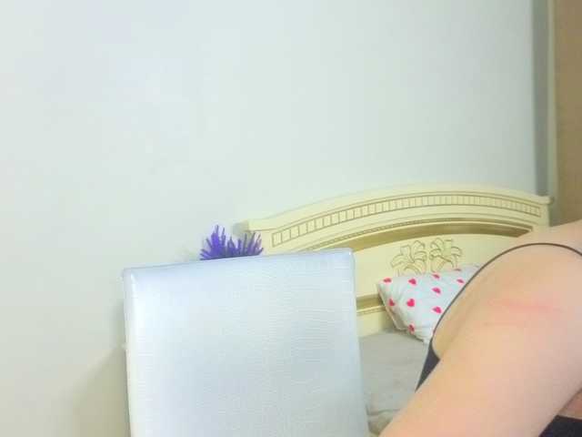 EnricaElis's BongaCams show and profile